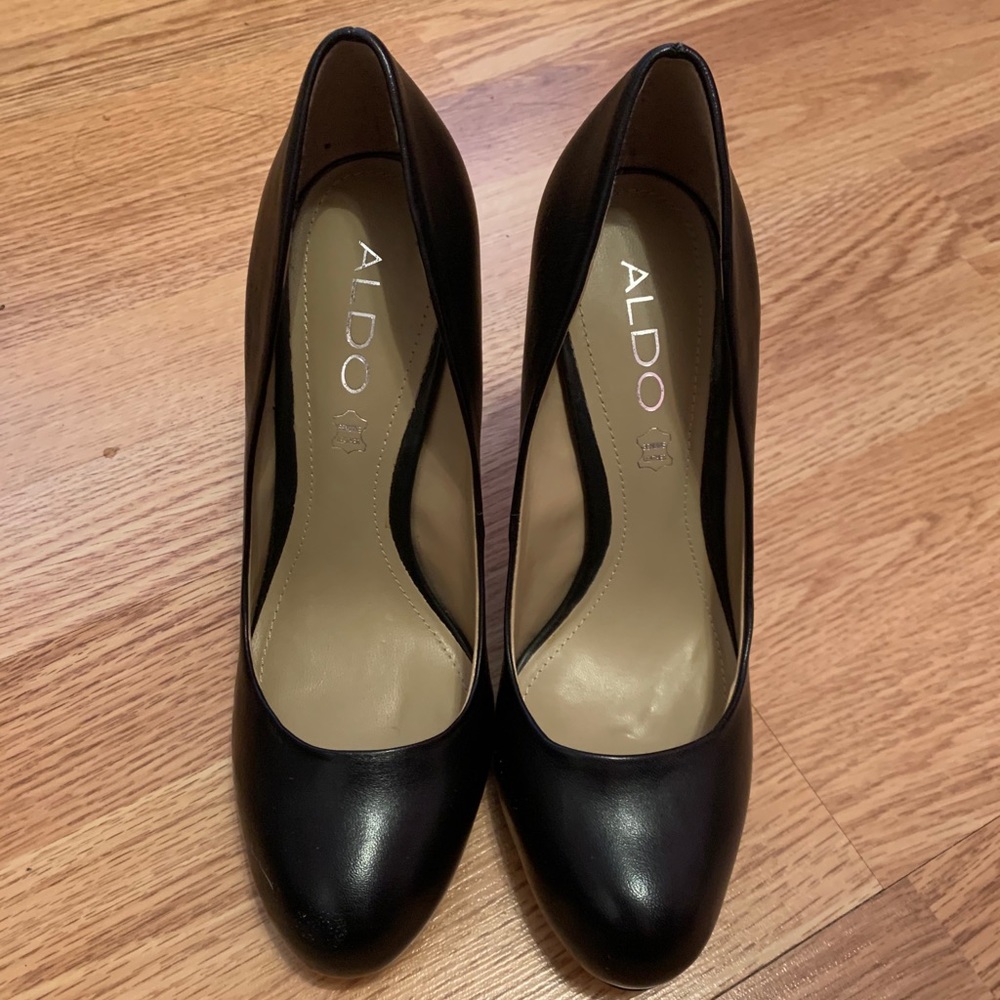 Aldo Black Pumps
